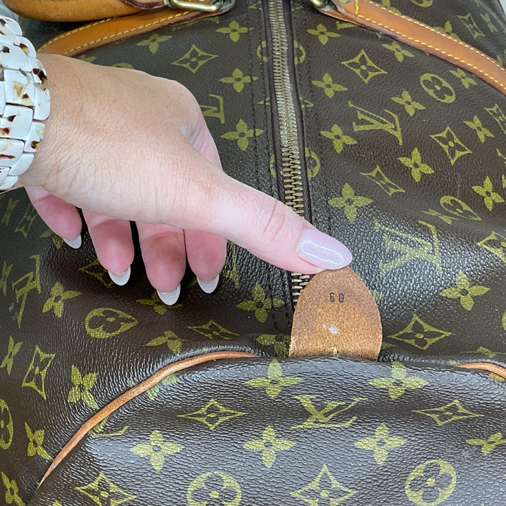 Louis Vuitton Authentic 60 Keepall Brown Monogram Duffel Bag - Picture 4 of 16